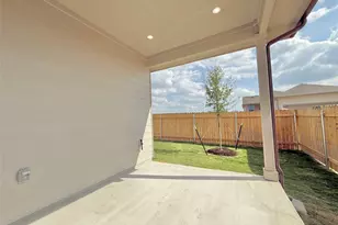 461 Young St, Buda, TX 78610 - Photo 21