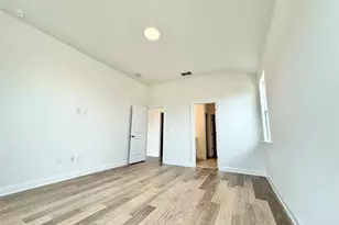 461 Young St, Buda, TX 78610 - Photo 17