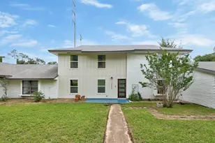 12422 Deer Track, Austin, TX 78727 - Photo 3
