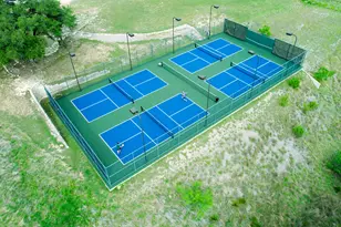 19517 Flying J Blvd, Spicewood, TX 78669 - Photo 37