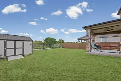 330 Linden Street, Bastrop, TX 78602 - Photo 19