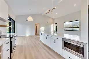 9901 Ledgestone Terrace, Austin, TX 78737 - Photo 21