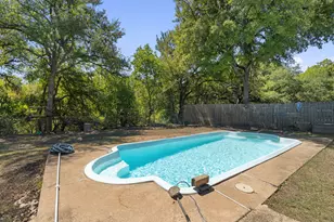 5111 Meadow Creek Dr, Austin, TX 78745 - Photo 31