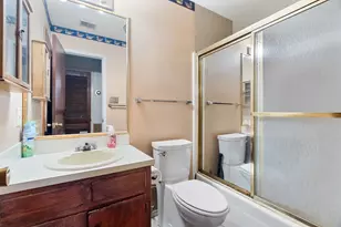 5111 Meadow Creek Dr, Austin, TX 78745 - Photo 17