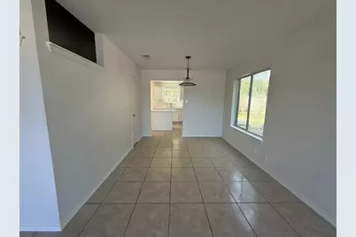 2324 Friarcreek Loop, Round Rock, TX 78664 - Photo 3