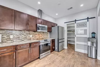 421 Las Lomas Drive, Elgin, TX 78621 - Photo 7
