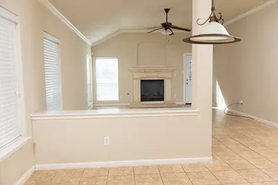 7917 Menler Drive, Austin, TX 78735 - Photo 17