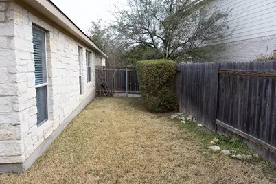 7917 Menler Drive, Austin, TX 78735 - Photo 37