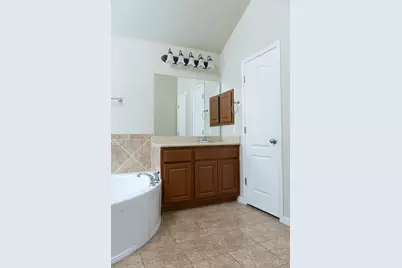 7917 Menler Drive, Austin, TX 78735 - Photo 33