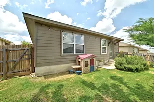 166 Tallow Trl, San Marcos, TX 78666 - Photo 23