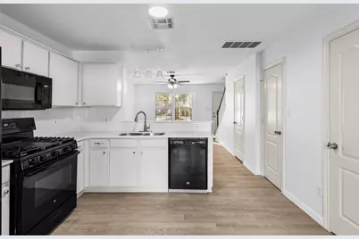 11901 Swearingen Drive #110, Austin, TX 78758 - Photo 5