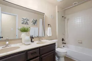 121 E Adelanta Place, Round Rock, TX 78681 - Photo 25