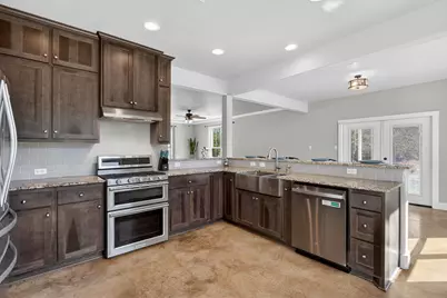 923 N Debco Lane, Spicewood, TX 78669 - Photo 11