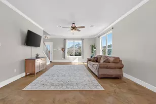 923 N Debco Ln, Spicewood, TX 78669 - Photo 7