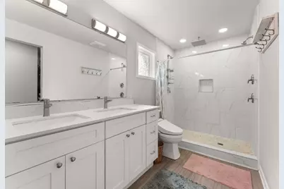 2207 North Plains Avenue, Austin, TX 78757 - Photo 13