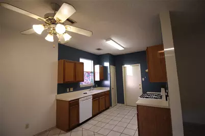8622 Piney Creek Bend, Austin, TX 78745 - Photo 11