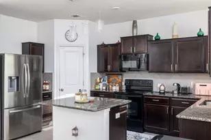 464 Druse Ln, Jarrell, TX 76537 - Photo 11