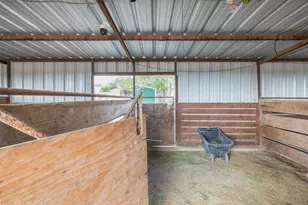 203 Saffles Rd, Waco, TX 76706 - Photo 21