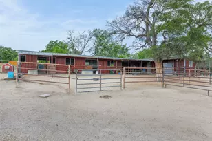 203 Saffles Rd, Waco, TX 76706 - Photo 5