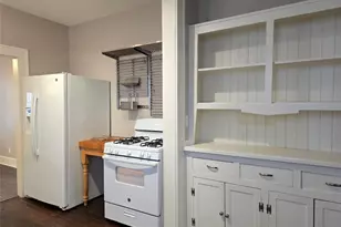 206 E 34th St, Austin, TX 78705 - Photo 9