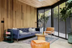 2302 E 11th St, Austin, TX 78702 - Photo 37