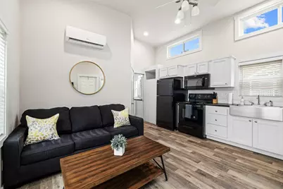 257 County Road 278 Unit D Road #D, Liberty Hill, TX 78642 - Photo 11