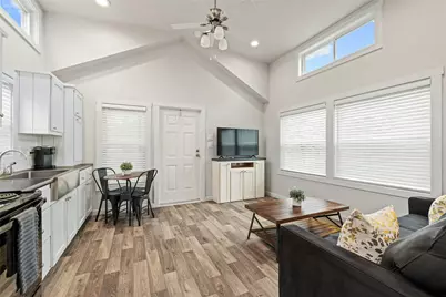 257 County Road 278 Unit D Road #D, Liberty Hill, TX 78642 - Photo 9