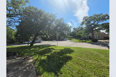 1401 Hartford Road #4, Austin, TX 78703 - Photo 15