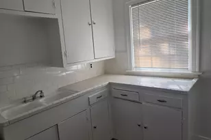 1401 Hartford Rd, Austin, TX 78703 - Photo 7