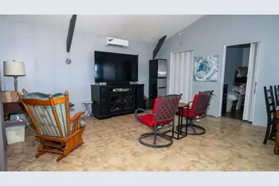 142 Triangle Acres, Cedar Creek, TX 78612 - Photo 15