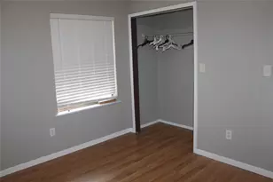 1504 Lakeview Dr, Lockhart, TX 78644 - Photo 9