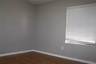 1504 Lakeview Dr, Lockhart, TX 78644 - Photo 11