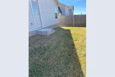 580 Rancho Del Cielo Loop, Jarrell, TX 76537 - Photo 21