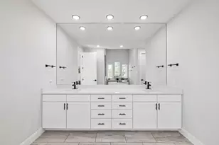 225 Spicewood Trails Dr, Spicewood, TX 78669 - Photo 17