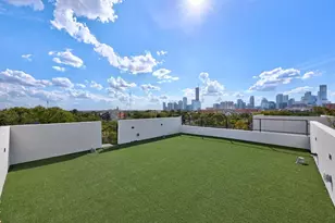 1175 Navasota St, Austin, TX 78702 - Photo 39