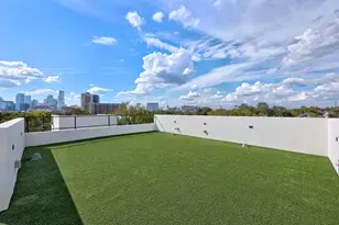 1175 Navasota St, Austin, TX 78702 - Photo 37