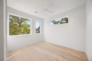 1175 Navasota St, Austin, TX 78702 - Photo 25