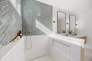 1175 Navasota St, Austin, TX 78702 - Photo 25