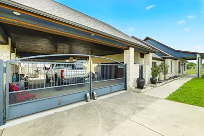 21007 Hodde Lane, Pflugerville, TX 78660 - Photo 3