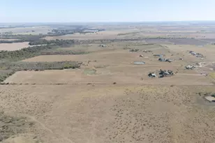 20181 Janak Rd, Coupland, TX 78615 - Photo 3