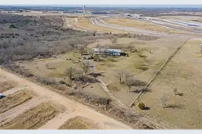 8218 Elroy Road, Del Valle, TX 78617 - Photo 3