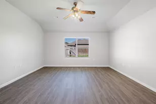 5932 Abby Ann Ln, Austin, TX 78747 - Photo 11