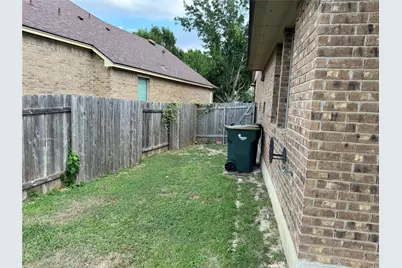 112 Latitude Lane, Austin, TX 78717 - Photo 9