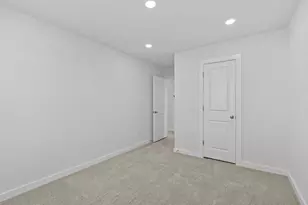 244 Bloomington Loop, Hutto, TX 78634 - Photo 19