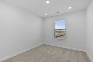 244 Bloomington Loop, Hutto, TX 78634 - Photo 19