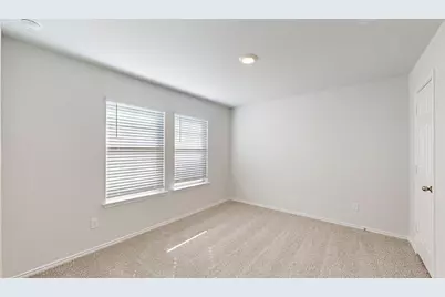 160 McNamara Court, Jarrell, TX 76537 - Photo 17