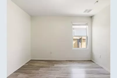 5900 Bell Tower Lane, Austin, TX 78747 - Photo 17