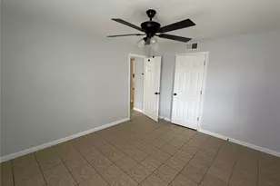 401 Branch St, Taylor, TX 76574 - Photo 13