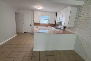 401 Branch St, Taylor, TX 76574 - Photo 9