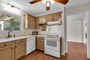 7902 Bar K Ranch Rd, Lago Vista, TX 78645 - Photo 15